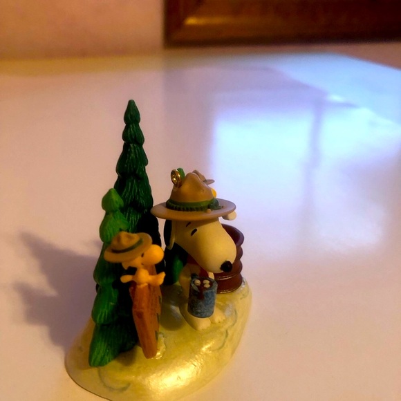 Hallmark Keepsake - Holiday En-tree-preneurs- The Peanut Gang - 2011 - Picture 7 of 13